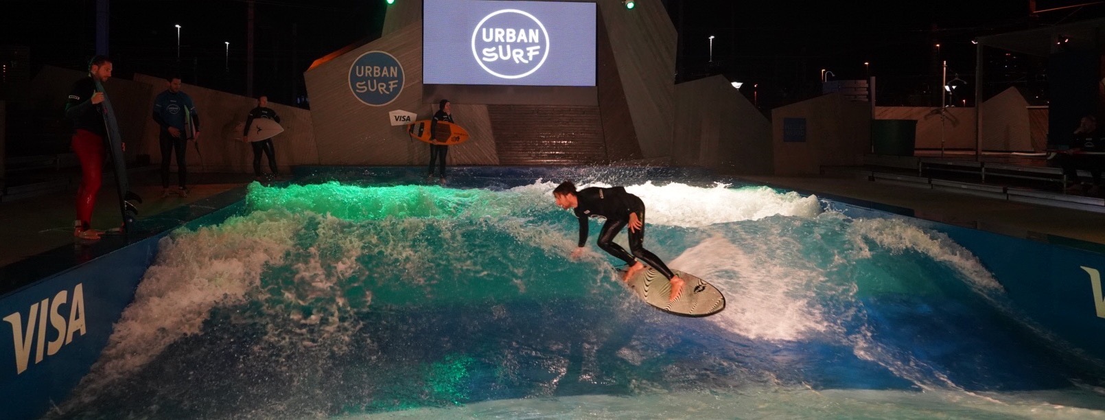urbansurf zürich riversurfing schweiz surfen wellenreiten rapid inland surfing